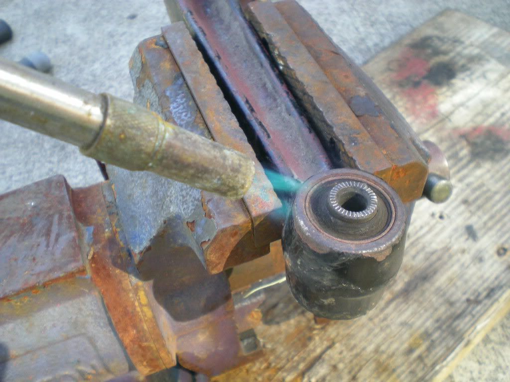 [DIY] How to remove bushings without a press [PICS] HondaTech